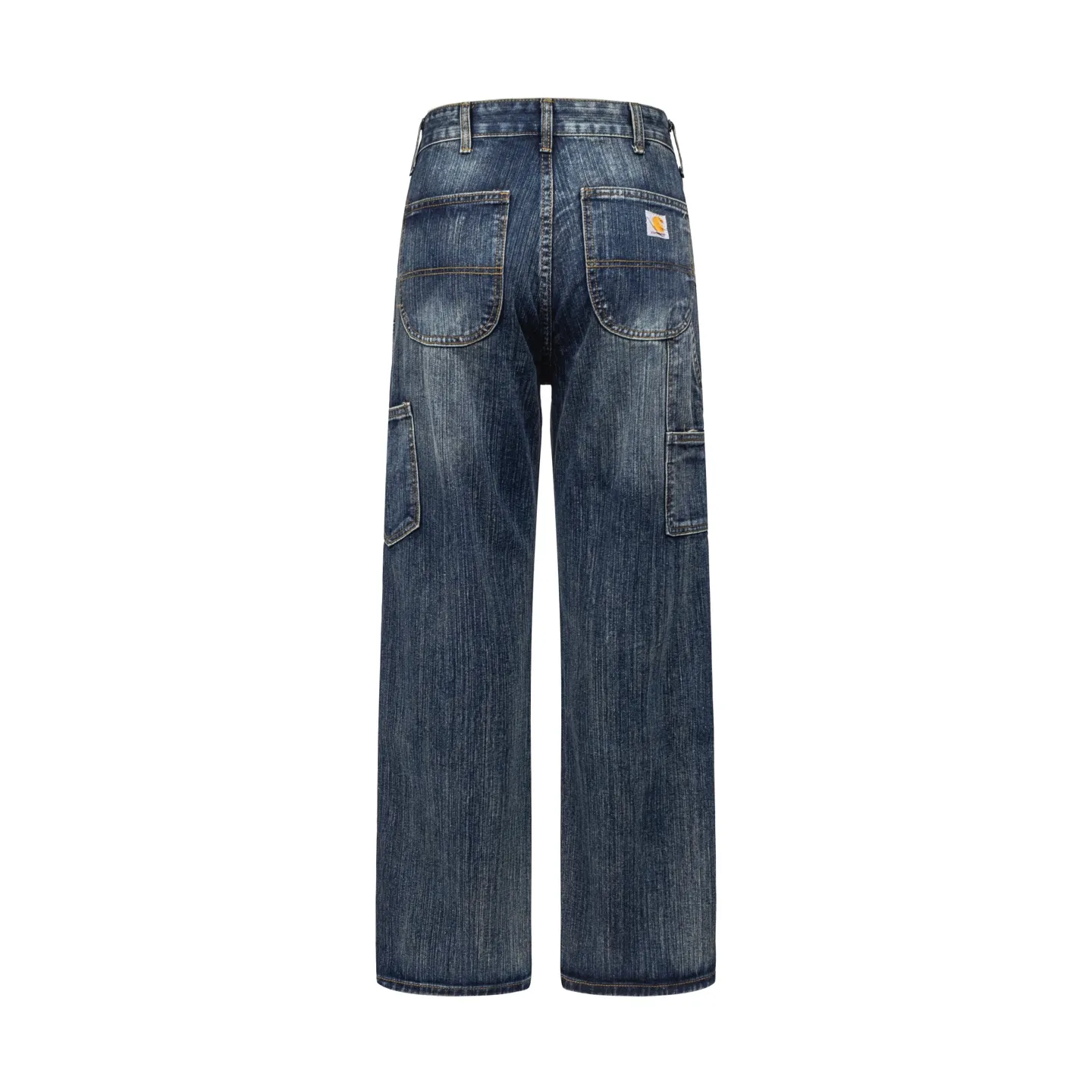 Carhartt 2026 New Arrival Washed and Distressed Logging Bamboo Couple’s Loose Jeans. Styles with different washed textures are very friendly to people with thin legs and thick legs. The straight version is very flattering to the leg shape. The timeless and moderate length makes it easy to match casually. It is the basic styling foundation for various styles and is a must-have in the wardrobe! The fabric is stiff but also makes the upper body soft without losing texture. The washing process is even more perfect. It is a must-have item for everyone! ! ! Washed wheat, hang tag, trouser label, complete with three labels. Style number: # Color: Blue Size: 28, 30, 32, 34, 36 (five sizes)